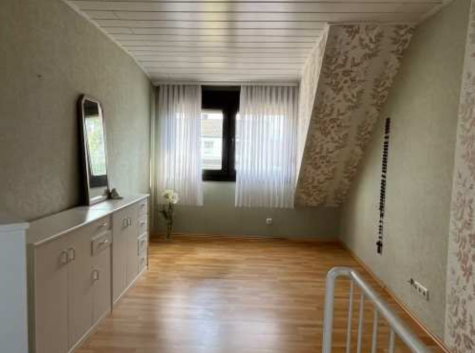 20250905_1068301_751384366_569377800.rtf